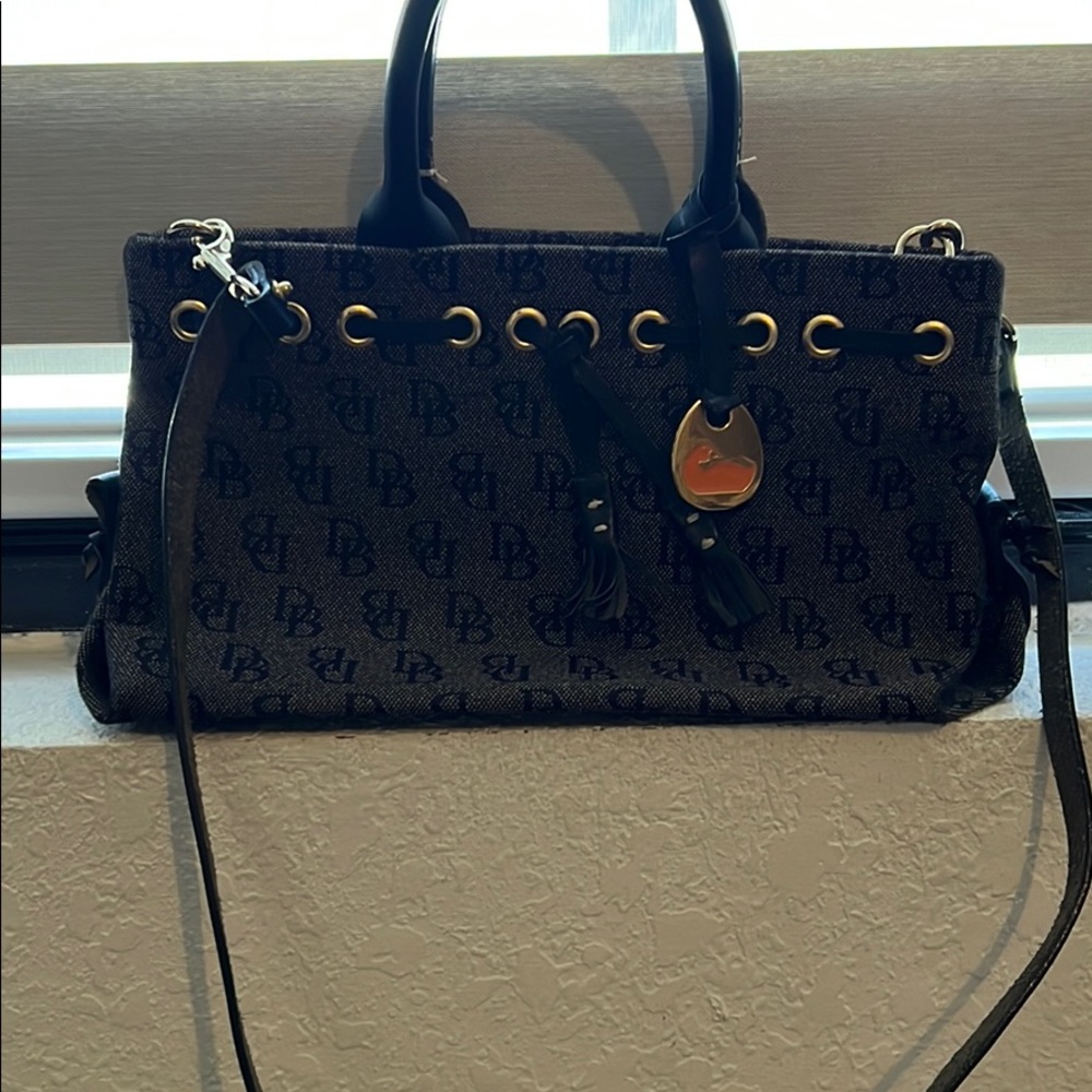 Dooney and Bourke Bag